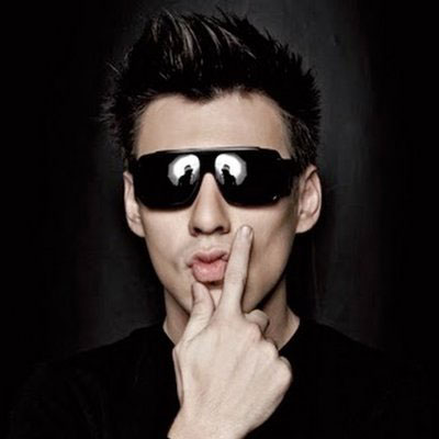 จอห์น วิญญู 