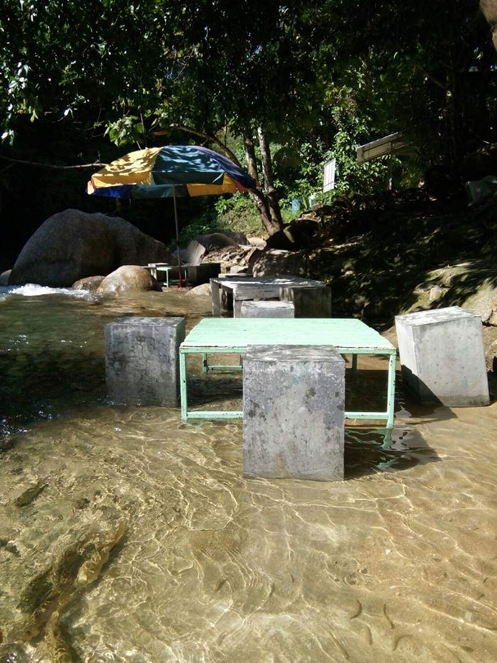 เทคอนกรีตลง น้ำตกท่าแพ