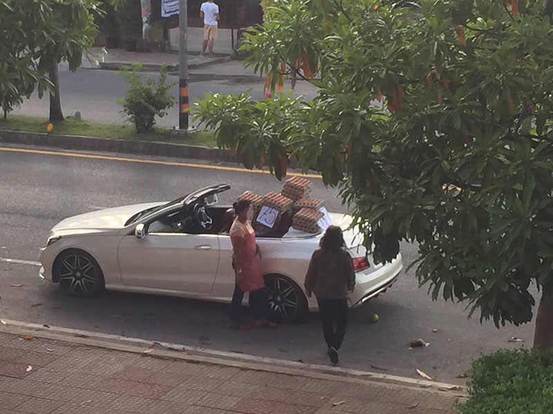 เบนซ์เปิดประทุน