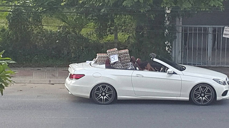 เบนซ์เปิดประทุน