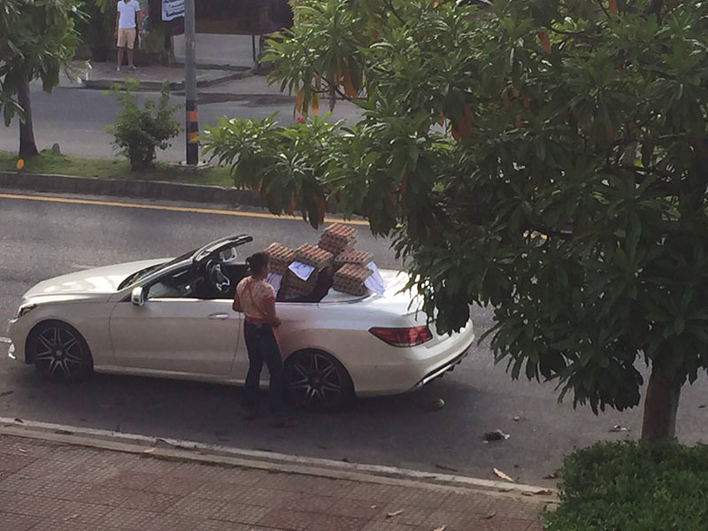 เบนซ์เปิดประทุน