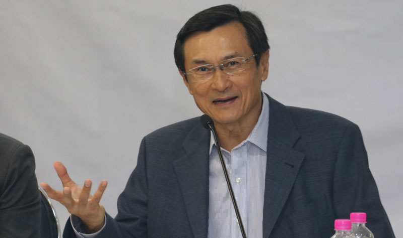 จาตุรนต์ 