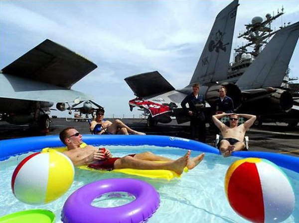 20 มุมทะเล้นยามว่างของเหล่าทหารกล้า ที่หาดูยาก !