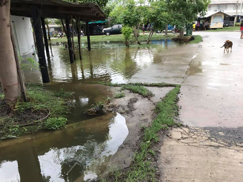 น้ำท่วมคลองด่าน