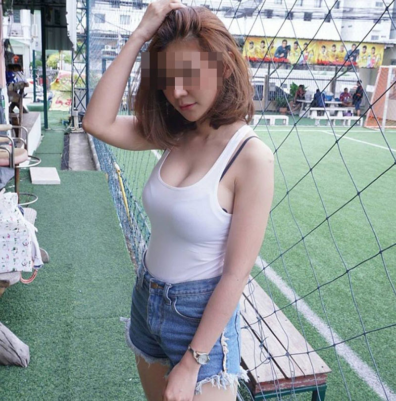 พริตตี้สาว