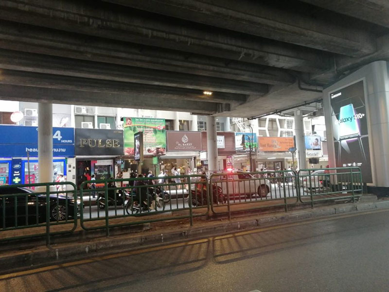 บีทีเอส ศาลาแดง