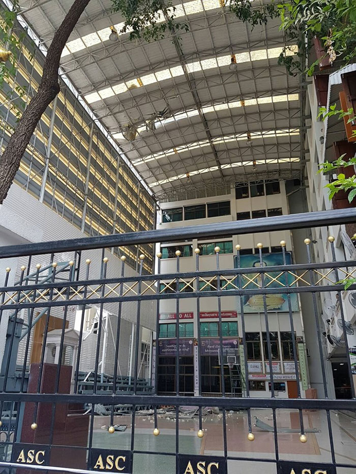 เครนร่วง