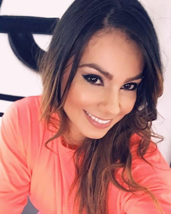 สาวดาวโป๊