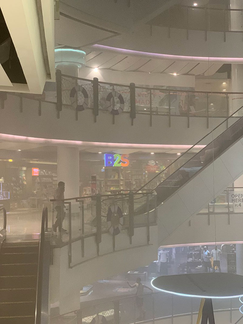 ไฟไหม้เซ็นทรัลเวิลด์