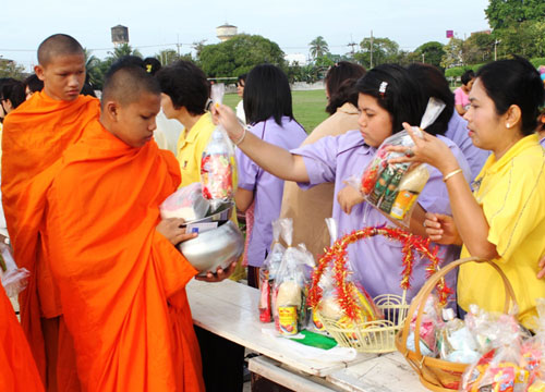 วันวิสาขบูชา 