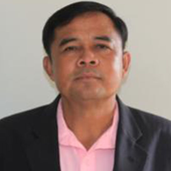 ครูพละโรงที่หนองคาย หน้าเหมือน พล.ต.อ. ประยุทธ์ แชร์เพียบ