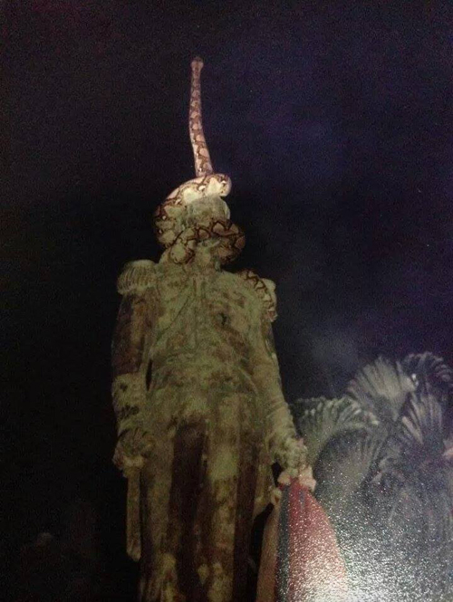 งูเหลือมขึ้นกรมหลวงชุมพร