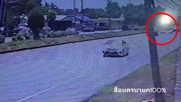 คลิปกระบะคว่ำ