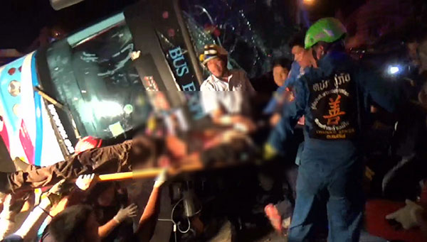 รถทัวร์ภูเก็ตแหกโค้ง