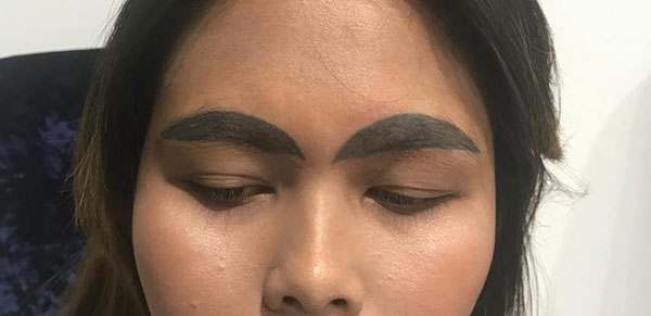 สักคิ้ว