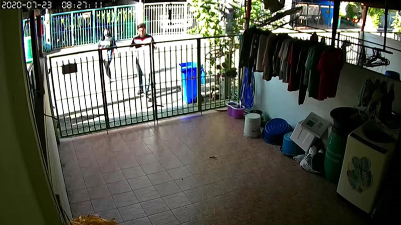 หลอกขายบ้าน