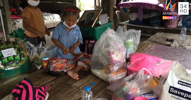 ต้นไม้โค่นทับบ้าน