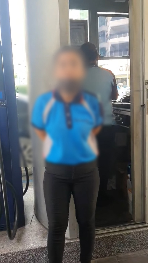 เด็กปั๊มด่าลูกค้า