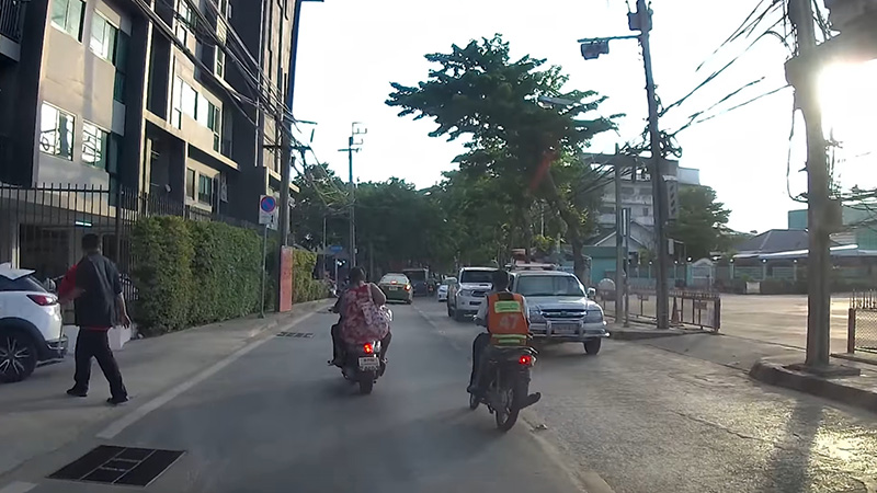 ยกล้อ