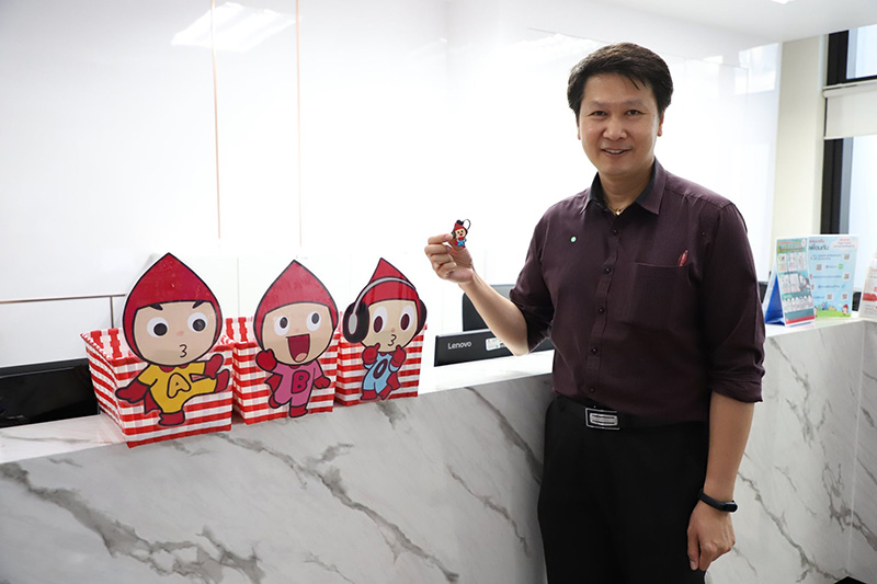 ลิควิดระเบิดใส่หน้า