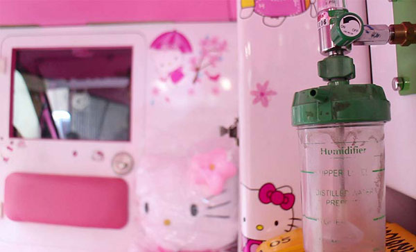 เผยโฉมรถกู้ภัยชายแดนใต้สีชมพูฟรุ้งฟริ้ง