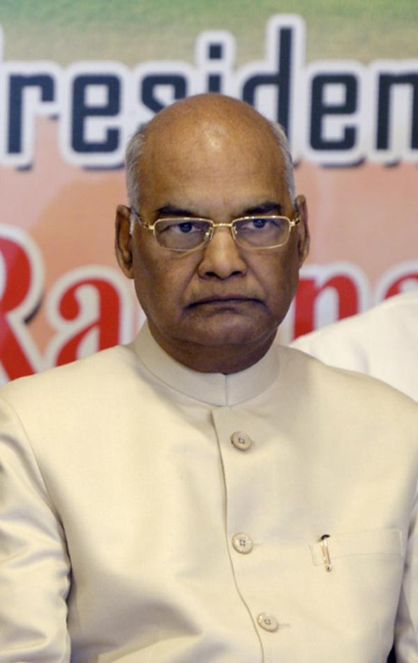 นายราม นาธ โควินธ์