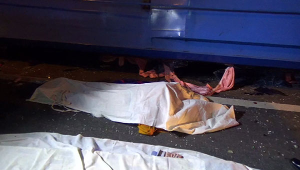 รถทัวร์ภูเก็ตแหกโค้ง