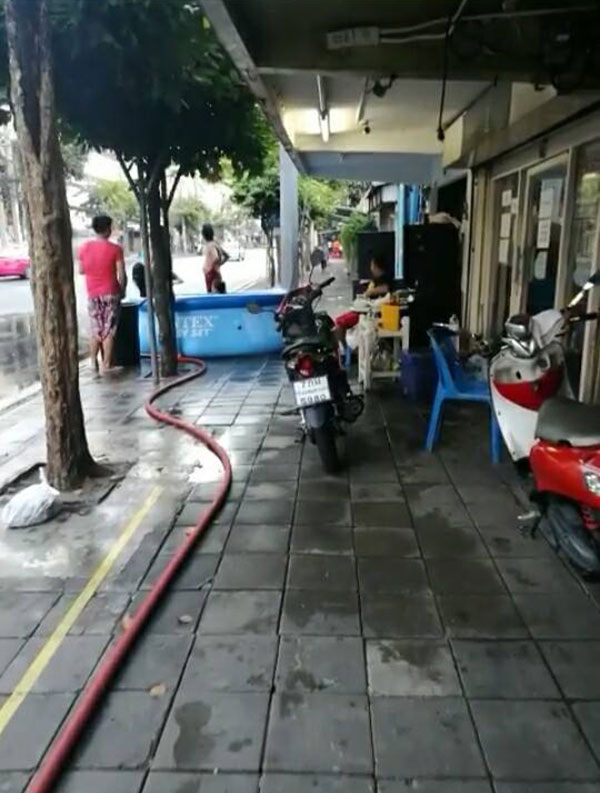 แอบต่อหัวดับเพลิงเล่นสงกรานต์