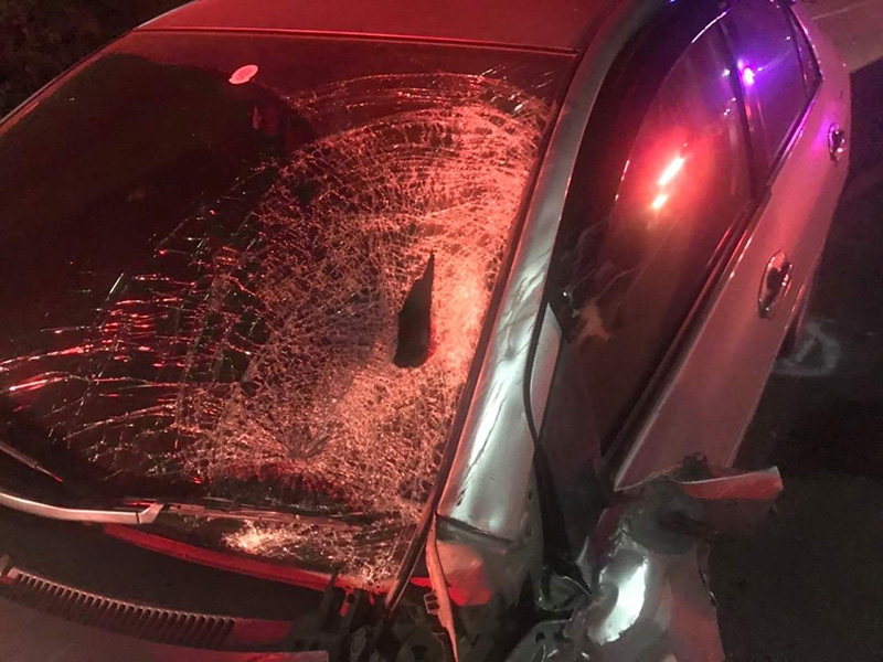 ตำรวจถูกรถชน