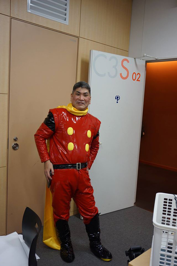 อาจารย์แต่งคอสเพลย์ไม่ซ้ำชุดสอนนักศึกษา