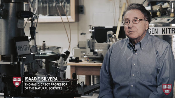 นักวิทยาศาสตร์ประสบความสำเร็จเปลี่ยนไฮโดรเจนเป็นโลหะ