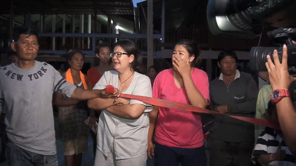 หลวงพี่โมโหเลือดขึ้นหน้า โดนด่าหยาบคาย คว้าเคียวฟันร่างหนุ่มใหญ่ดับคาที่