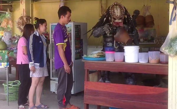 คลิปส้มตำพรีเดเตอร์ เอเลี่ยนสายฮา