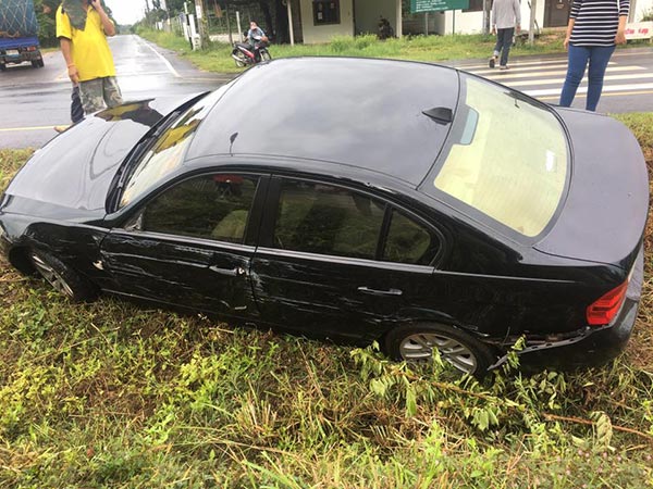 รถบรรทุกตัดหน้า