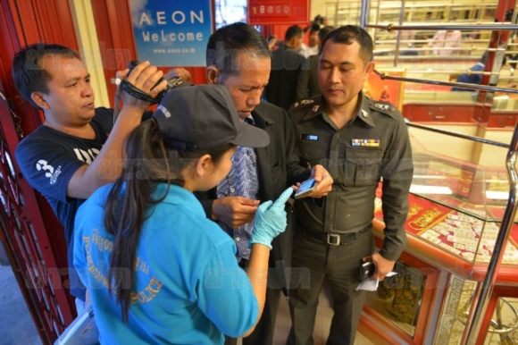 โจรบุกเดี่ยวปล้นร้านทองสิงหนคร สงขลา กวาดทองหนักกว่า 66 บาท