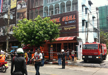 แก๊สบึ้มร้านสเต็กรร.ปิคนิคซ.รางน้ำไฟโหมไหม้-เจ็บอื้อ