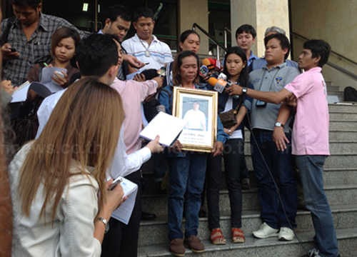 ศาลชี้ ชาติชาย ชาเหลา แนวร่วม นปช. ตายจากกระสุน จนท.