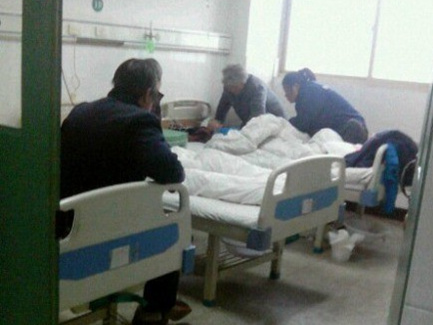 ระทึก! หนุ่มจีนคลั่งไล่แทงเด็กนักเรียน เจ็บระนาว 22 ราย