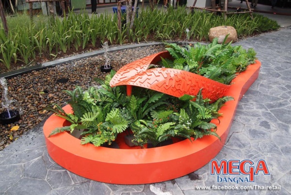 พาเดินเที่ยว ช้อป ชิม ชิล @Mega Bangna 