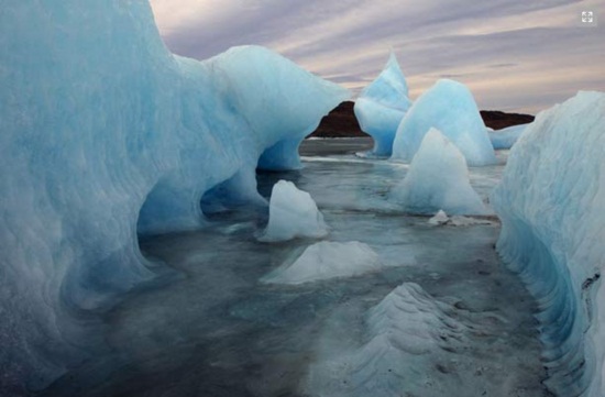 ตะลึง! คลิป ภูเขาน้ำแข็งขั้วโลกแตกตัวครั้งใหญ่