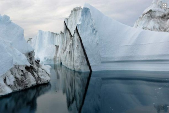 ตะลึง! คลิป ภูเขาน้ำแข็งขั้วโลกแตกตัวครั้งใหญ่