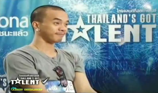 ซึ้ง! ดาวิด คิม...บทเพลงนี้เพื่อแม่ (ที่ไม่เคยพบหน้า)