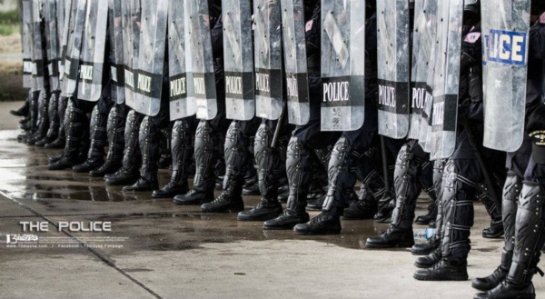 ภาระและการฝึกฝน ของเหล่าตำรวจควบคุมฝูงชน