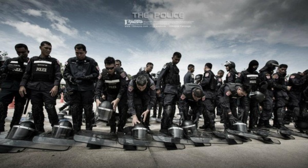 ภาระและการฝึกฝน ของเหล่าตำรวจควบคุมฝูงชน