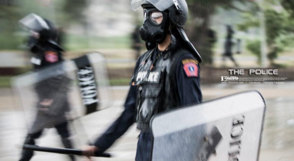 ภาระและการฝึกฝน ของเหล่าตำรวจควบคุมฝูงชน