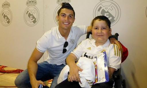 โรนัลโด้ รับภาระค่ารักษามะเร็งแฟนบอล 9 ขวบ