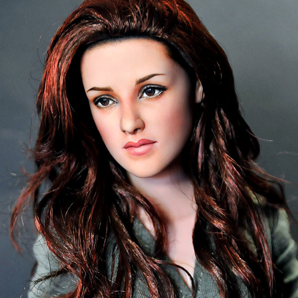 ทึ่ง! ศิลปินรีเพนท์ตุ๊กตา เอ็ดเวิร์ด-เบลล่า เหมือนจริงเว่อร์