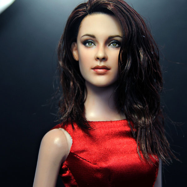 ทึ่ง! ศิลปินรีเพนท์ตุ๊กตา เอ็ดเวิร์ด-เบลล่า เหมือนจริงเว่อร์