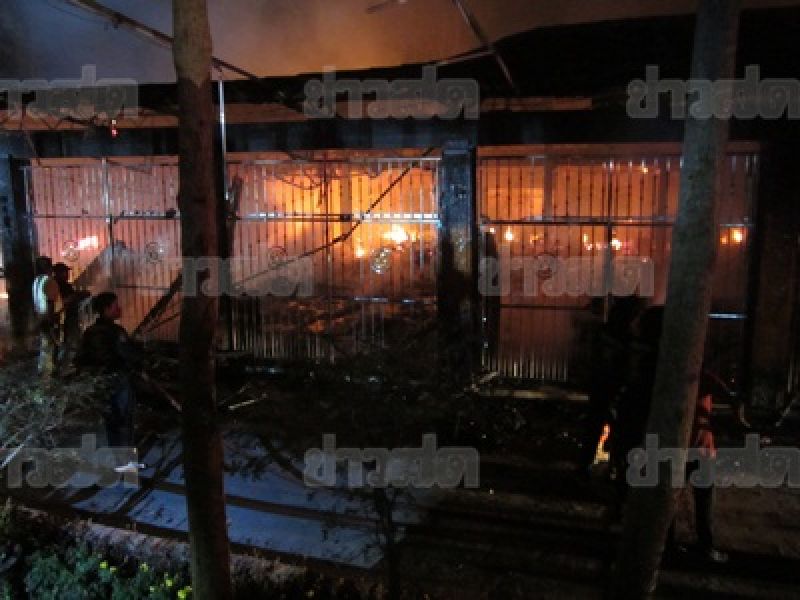 ไฟไหม้ศาลาปฏิบัติธรรม-พิพิธภัณฑ์ของเก่า ชลบุรี 