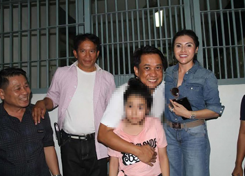 เรือนจำพิเศษพัทยาปล่อยตัว อริสมันต์ พร้อม 13 แกนนำ นปช.